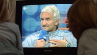 Fernsehgeschichte: Rudi Völler poltert zur besten Sendezeit.
